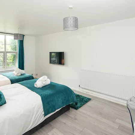 Stylish Apartment With Wifi And Easy Access To Central London Exterior foto