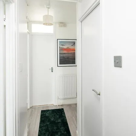 Stylish Apartment With Wifi And Easy Access To Central London Exterior foto